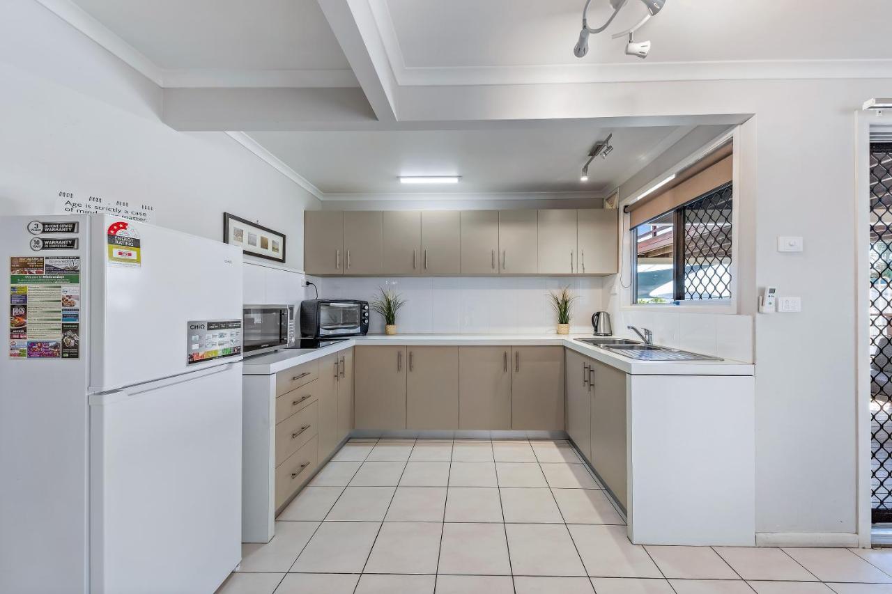 Airlie Apartments Airlie Beach Zewnętrze zdjęcie