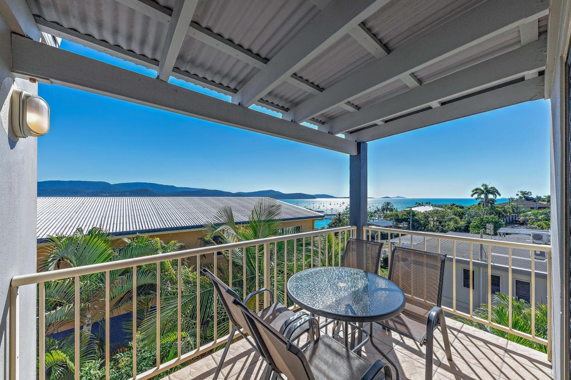 Airlie Apartments Airlie Beach Zewnętrze zdjęcie
