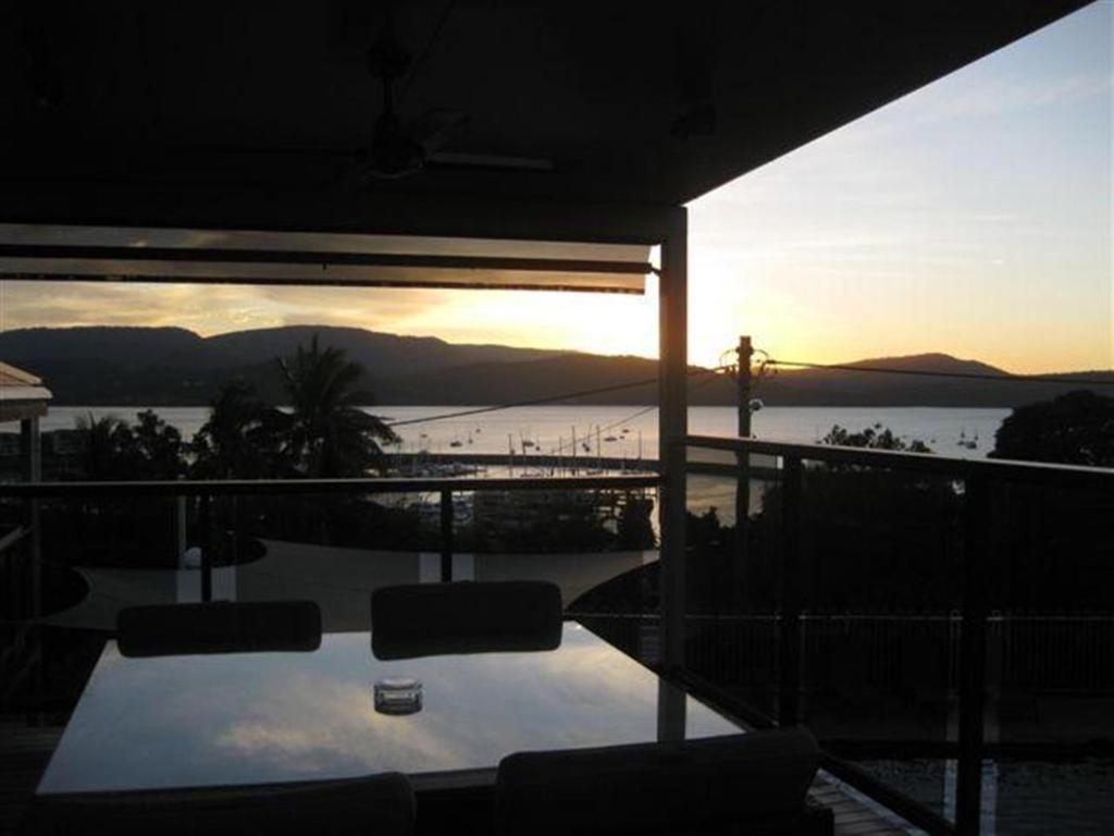Airlie Apartments Airlie Beach Zewnętrze zdjęcie